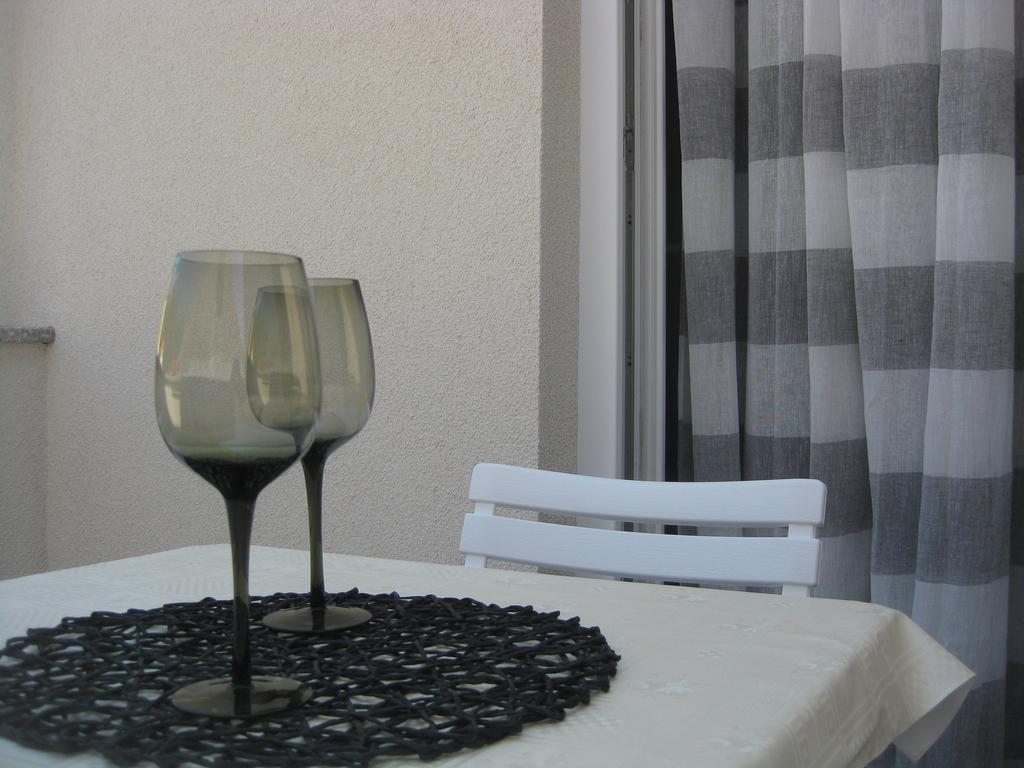 Apartman Jurica Komiža Buitenkant foto