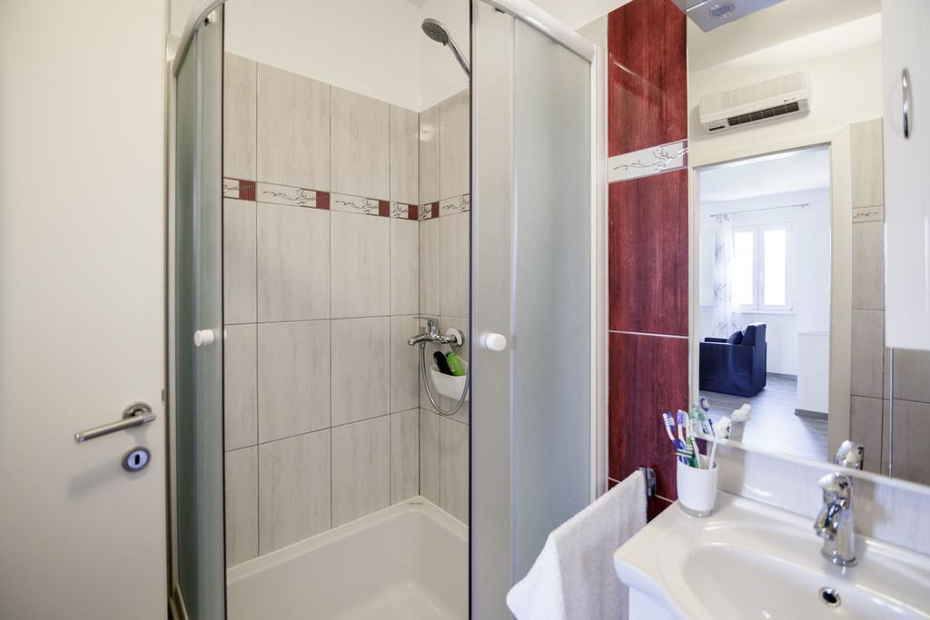 Apartman Jurica Komiža Buitenkant foto