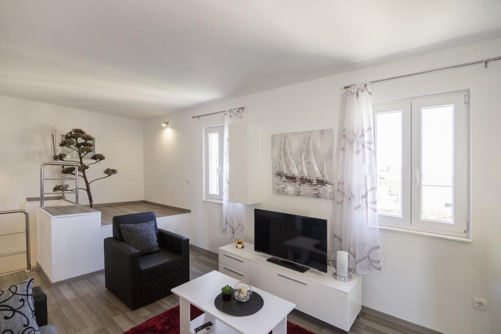 Apartman Jurica Komiža Buitenkant foto